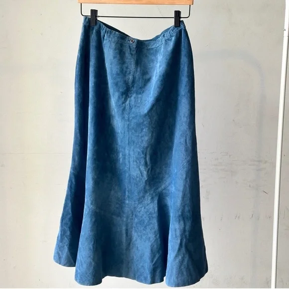 Vintage Chicos Suede (100% Leather) Skirt - Picture 3 of 3